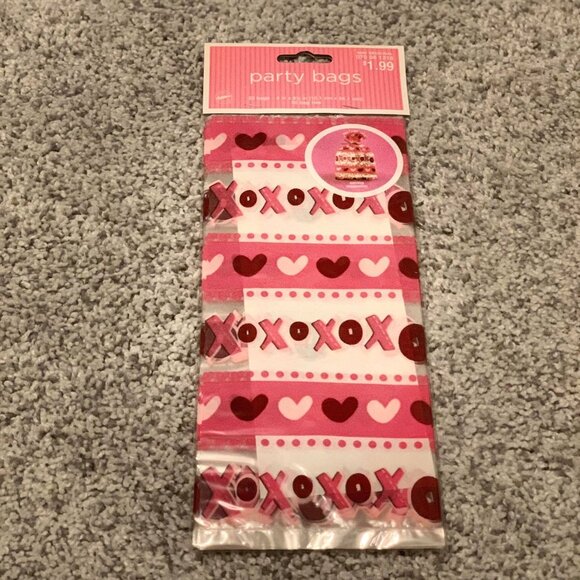 Brand New Valentine's Day Party Supplies Including Snack Sacks & Window Clings - Picture 5 of 5